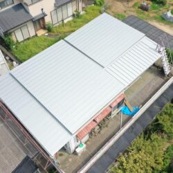 DIYで守ってきた屋根をプロにバトンタッチ。葺き替え＋遮熱工事　【精華町】